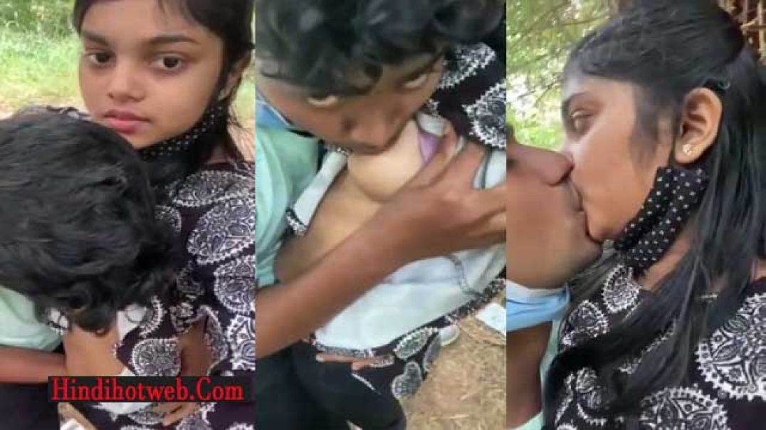 ⁣Beautiful Desi College Girl – Having Fan With BF In OutDoor Watch